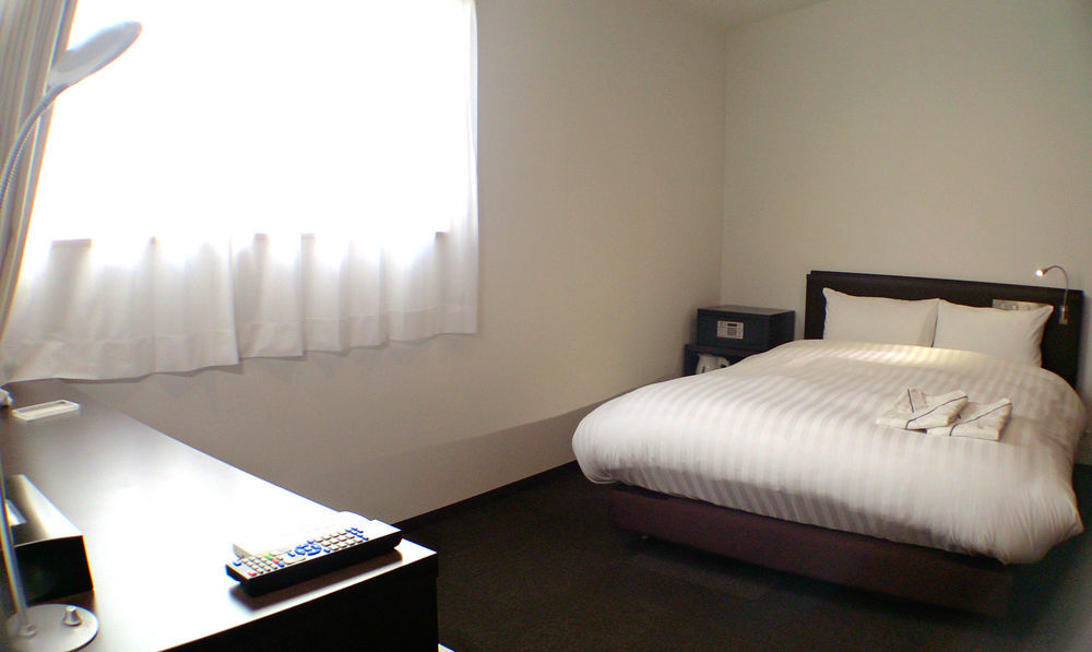 Akasaka Crystal Hotel (Adults Only) Токіо Екстер'єр фото