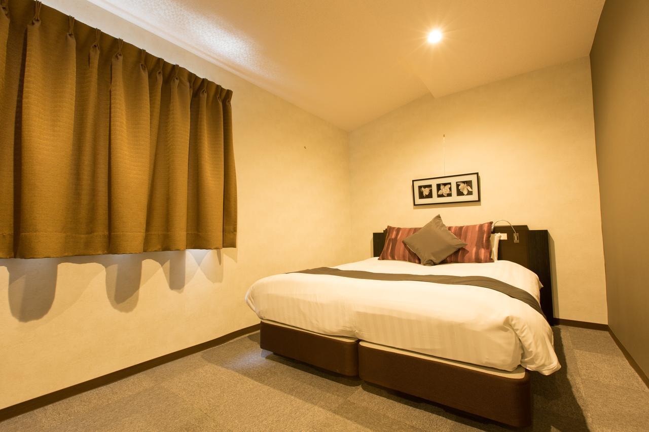 Akasaka Crystal Hotel (Adults Only) Токіо Екстер'єр фото